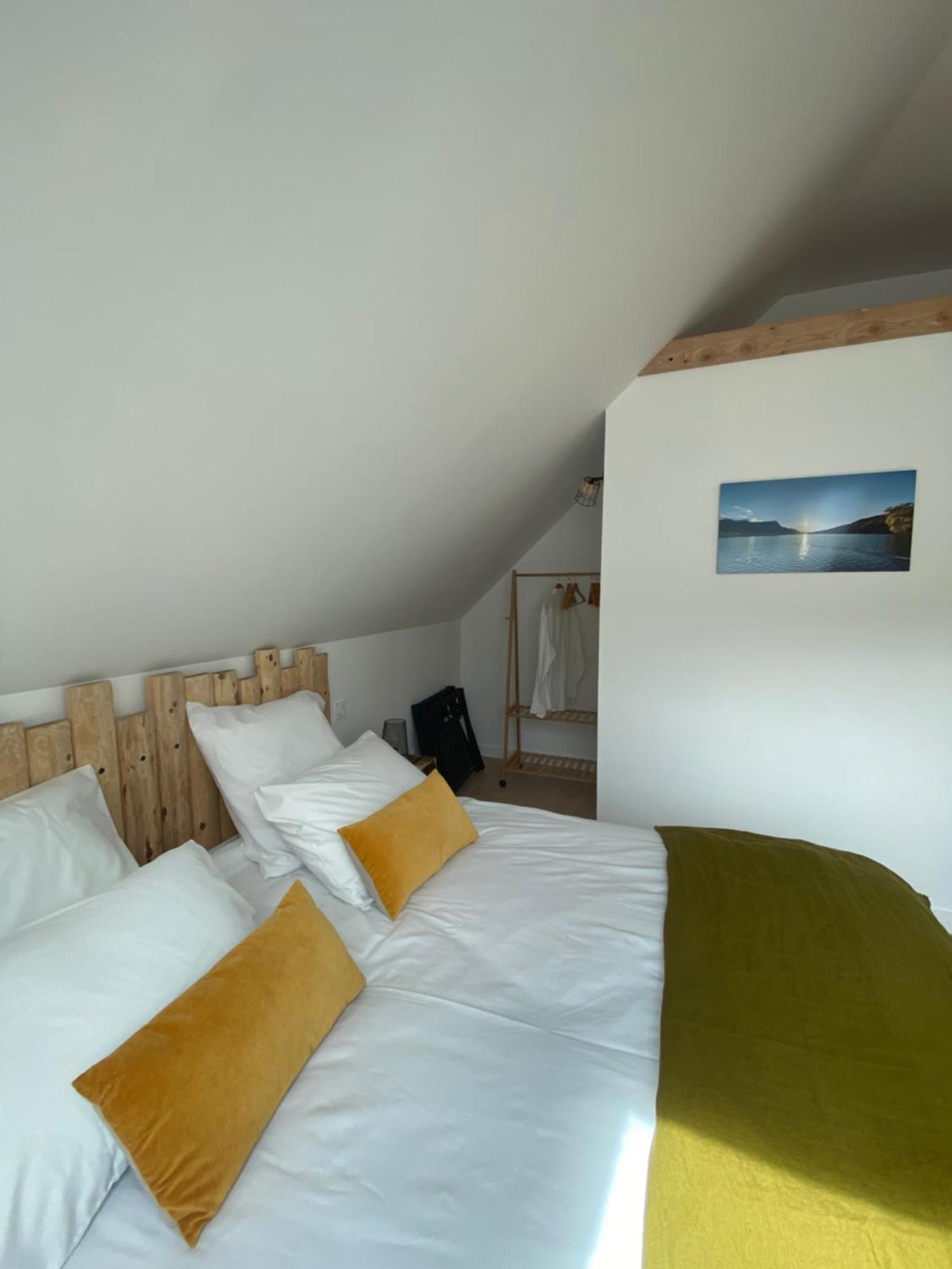 Bed and Breakfast Le Couleau Chateauroux-les-Alpes Esterno foto